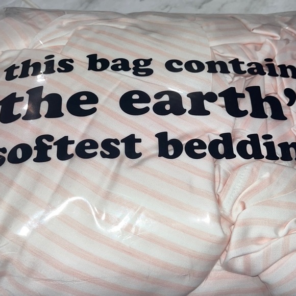 Buffy eucalyptus duvet cover blush stripe queen - Picture 4 of 4